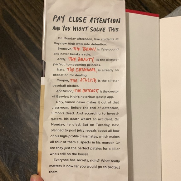 Variety of Young Adult Books! Romance & Thriller & Fantasy - Picture 8 of 9